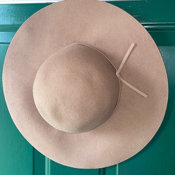 Boho hat - Picture 1 of 3